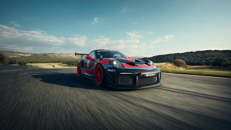  Porsche 911 GT2 RS Clubsport (991) 2018 года  (фото 1 из 50)